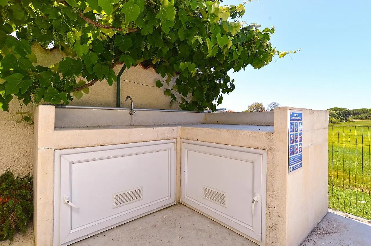 Apartments Valbandon With Pool 31 Fazana