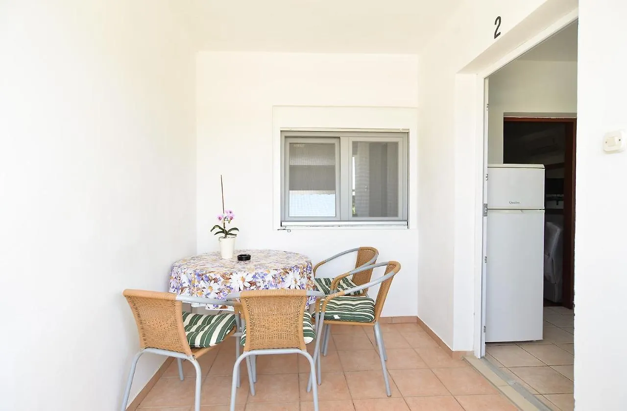 Apartments Valbandon With Pool 31 Fazana Croatia